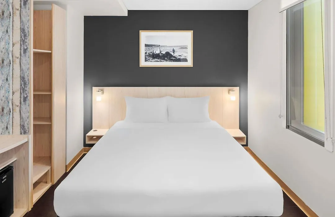 Ibis Sydney Barangaroo-1